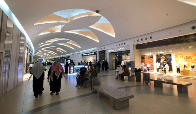 Only Saudis can work in malls as local hiring drive accelerates